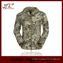 Sigilo con capucha tiburón piel chaqueta de Shell suave chaqueta de Camo